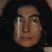 Yoko Ono Hirake