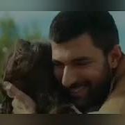 Дасту Дилам Меларзе Набинамат Як Лахзе