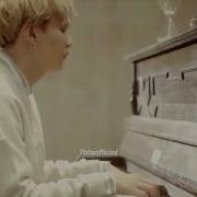 Мин Юнги Bts Играет Пианино