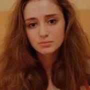Она Сидела На Полу И Гору Писем Разбирала