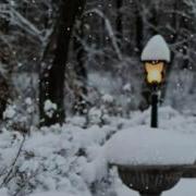 Песня Падает Снег На Плечи