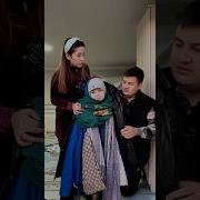 Uyda Yolgiz Qiz Bollar Bilan Nimalar Qilmadi