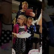 А Мне 18 Нечего Стесняться