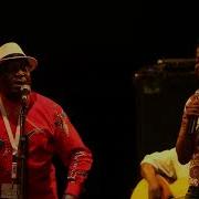 Wazimbo Ft Banda Kakana