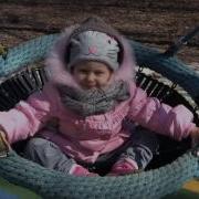 Веселая Прогулка Мамы С Дочкой