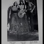Runaways Micki Steele Vocal Bass Goldstar Demos 1975 Slideshow Dhv 2014