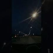 Дождь В Лобовое Стекло И Руки На Руле