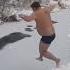 Мисс мужик упал в воду мем рек рек