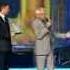Алла Пугачёва вручает Александру Зацепину приз Легенда Песня года 2007