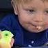 Как малыш в 1 годик ест яблоко катит коляску бегает и кричит Baby Eats An Apple Rolls Stroller