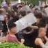 央视把人祸说成天灾引发河北霸州民愤 政府门口游行示威遭镇压双方大战 央视已紧急删除原视频片段 勘误 视频中所说的央视视频 并未被替换 而是被删除