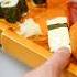 Япония Хоккайдо Опытный суши повар Традиционная японская кухня Морепродукты Суши ресторан