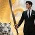 Poor Builder Mocked By Gold Digger Girlfriend He Reveals Martial God Status 4 Clans Beg For Mercy