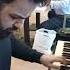 пианист с удовольствие играет в кафе Piano пианист Pianostream Shorts