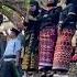 PESONA GADIS LOMBOK DENGAN BAJU ADAT LAMBUNG SASAK