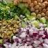 The Salad Jennifer Aniston Ate On Set Of Friends Every Day For 10 Years Says The Internet